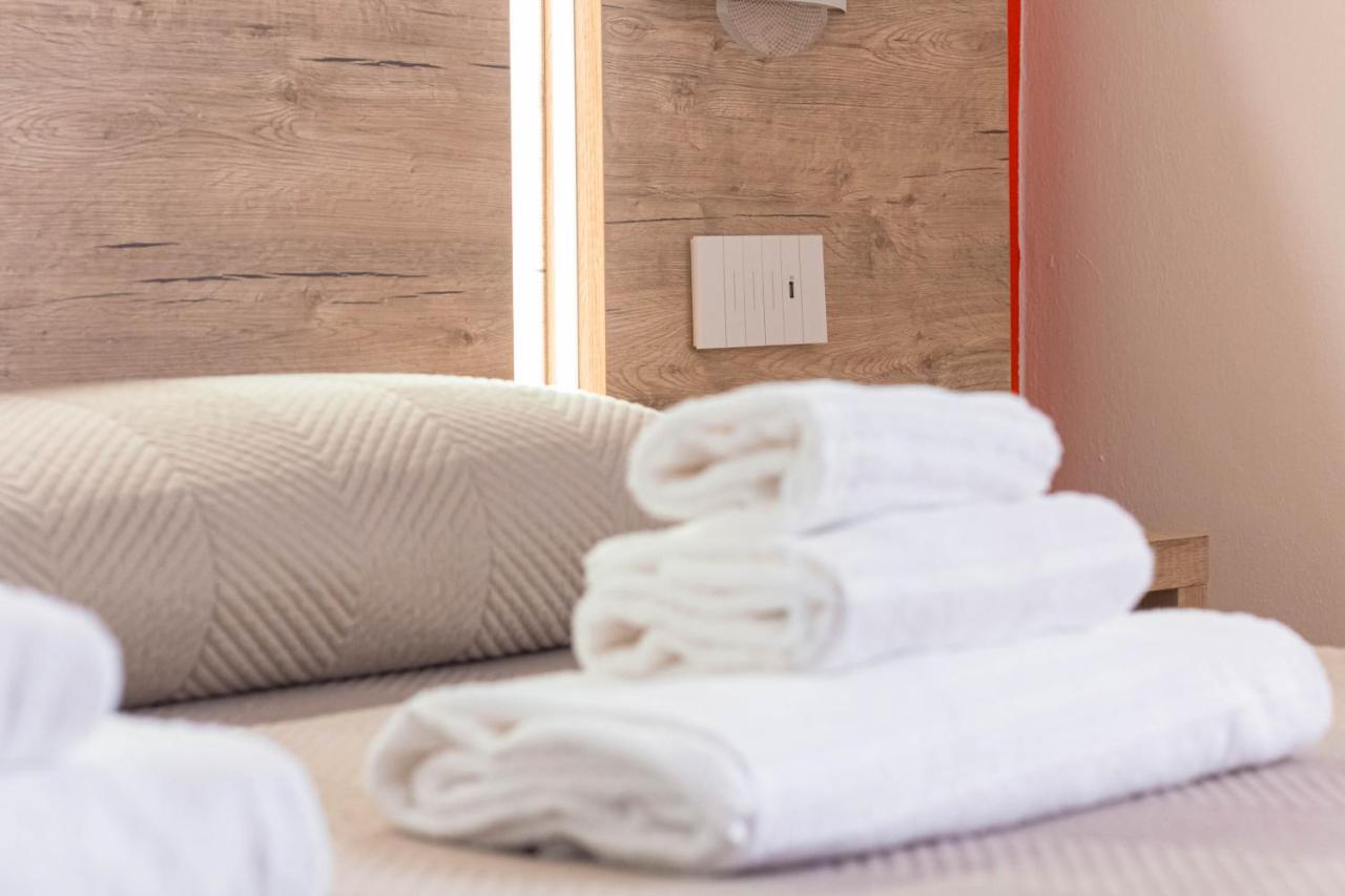 Roccabianca Rooms & Studios ستينتينو المظهر الخارجي الصورة