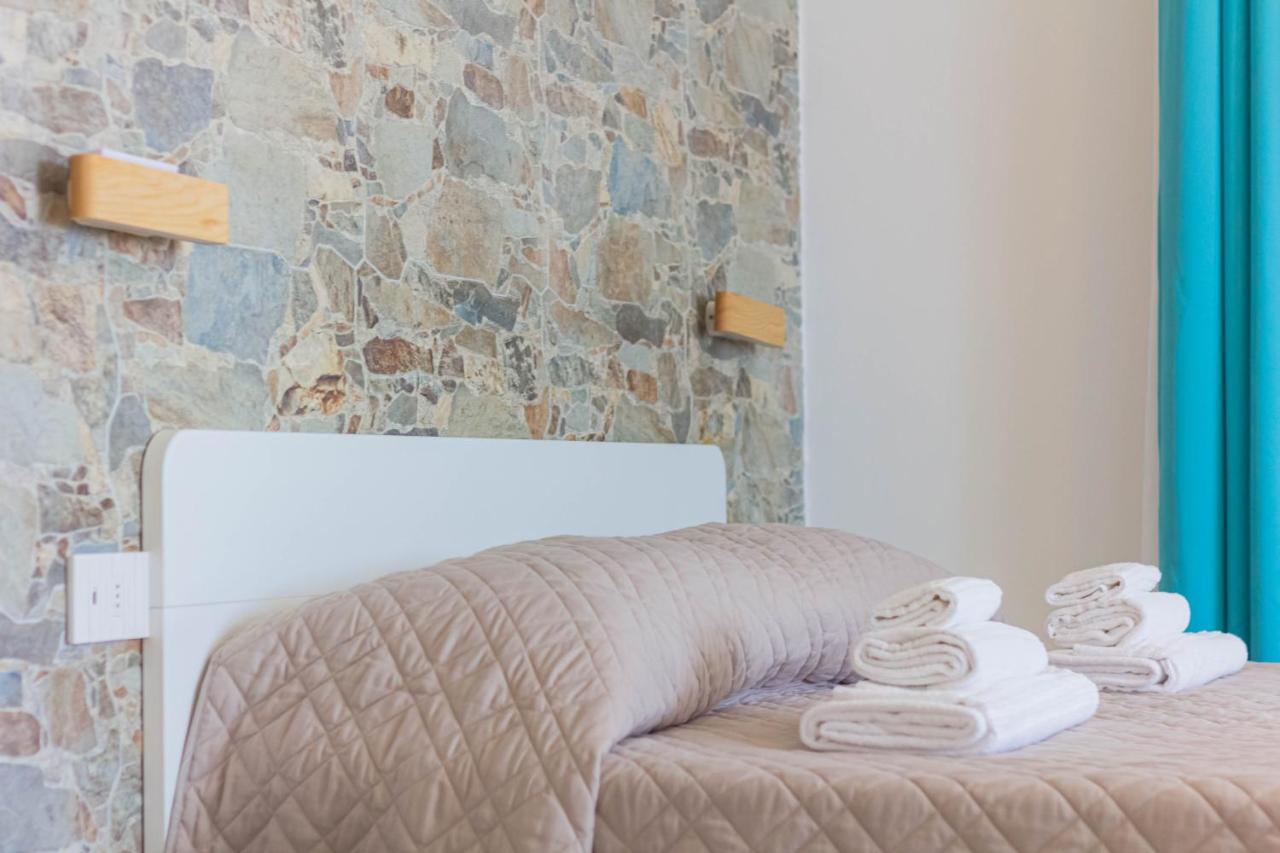 Roccabianca Rooms & Studios ستينتينو المظهر الخارجي الصورة