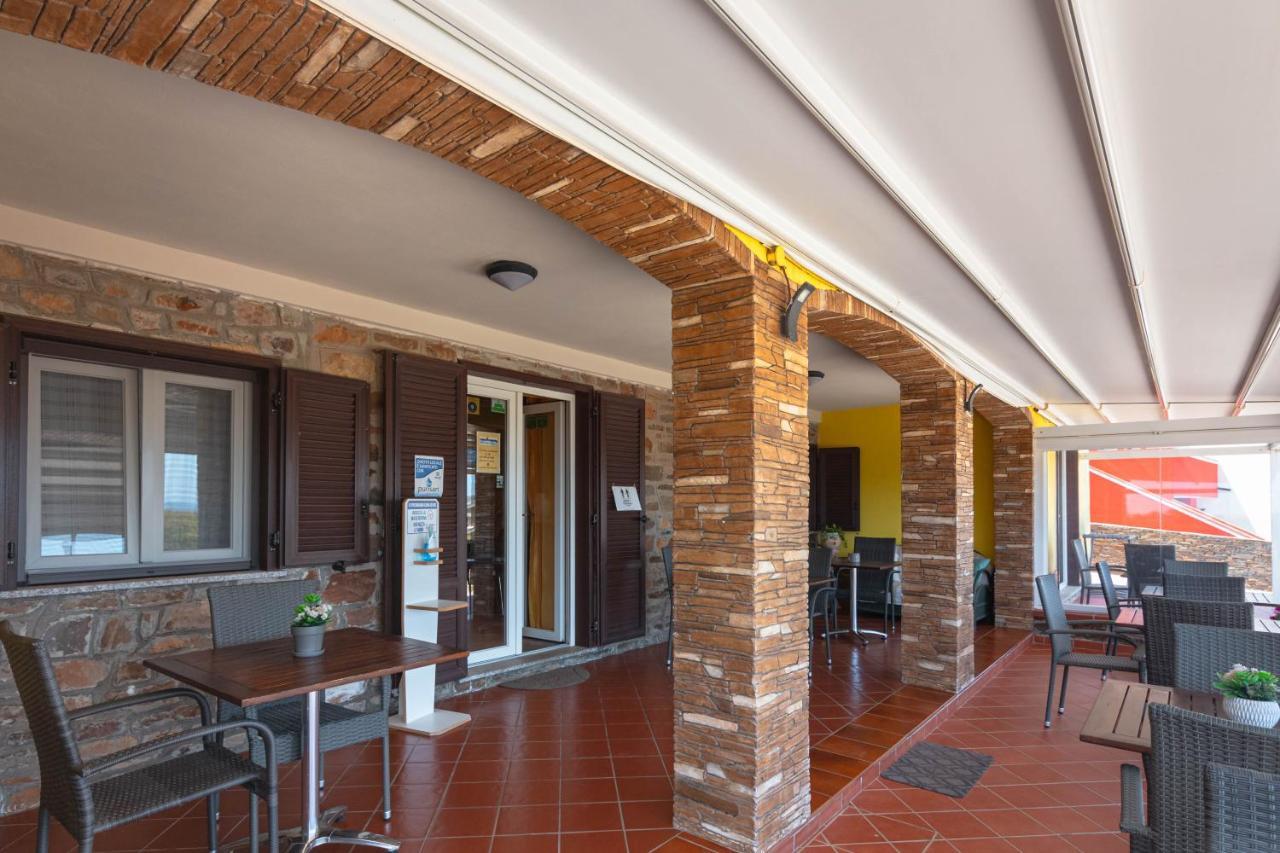 Roccabianca Rooms & Studios ستينتينو المظهر الخارجي الصورة
