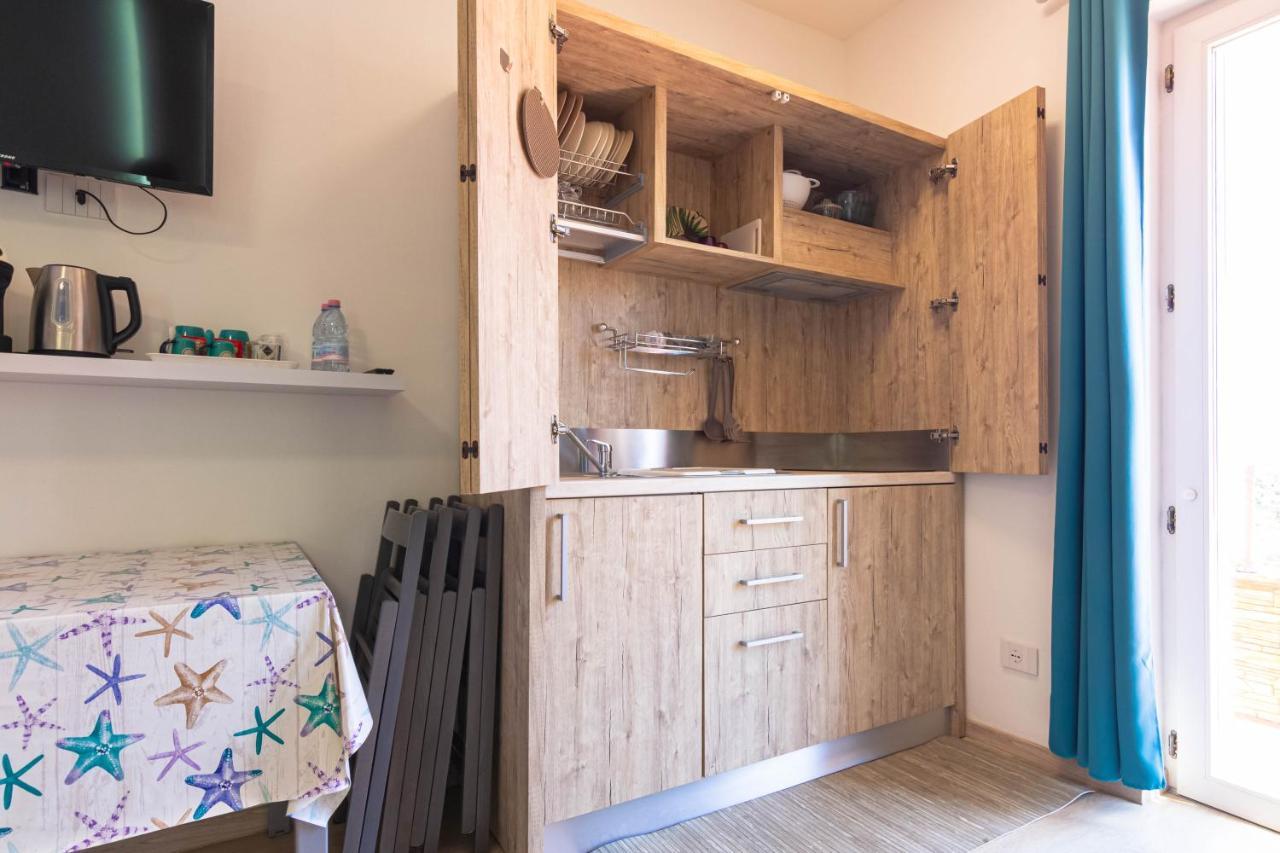 Roccabianca Rooms & Studios ستينتينو المظهر الخارجي الصورة